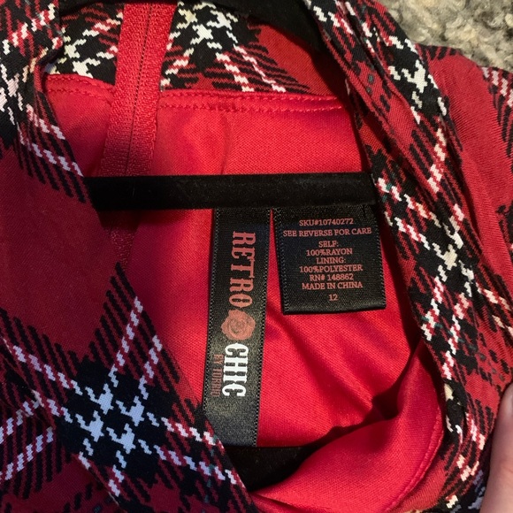 Retro Chic Plaid Mock Neck Dress - Picture 7 of 7